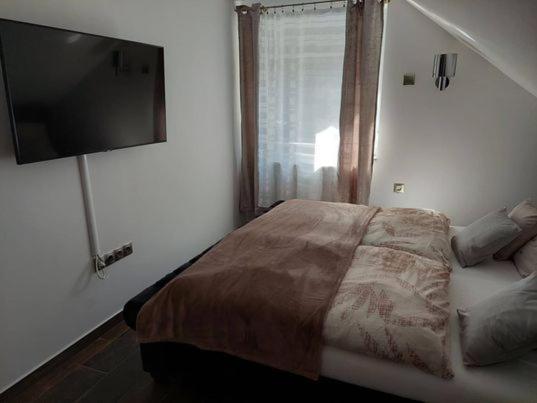 Dr Becsey Luxury Apartman Bekescsaba Exterior foto