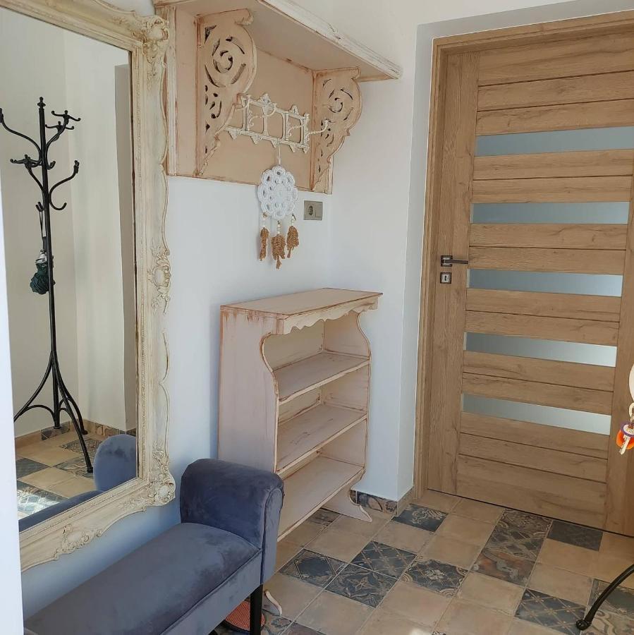 Dr Becsey Luxury Apartman Bekescsaba Exterior foto
